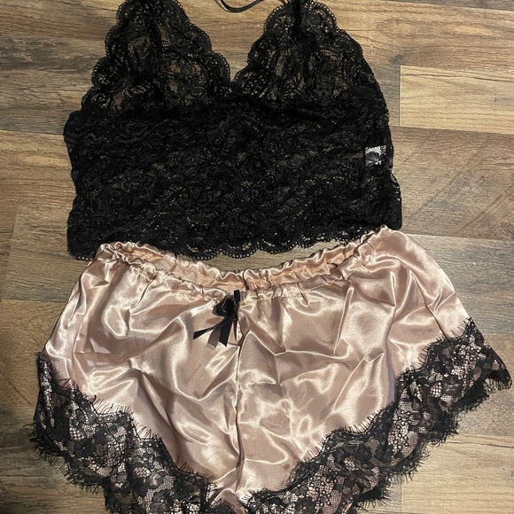 4 Piece Lingerie Set new in plastic - Picture 1 of 7